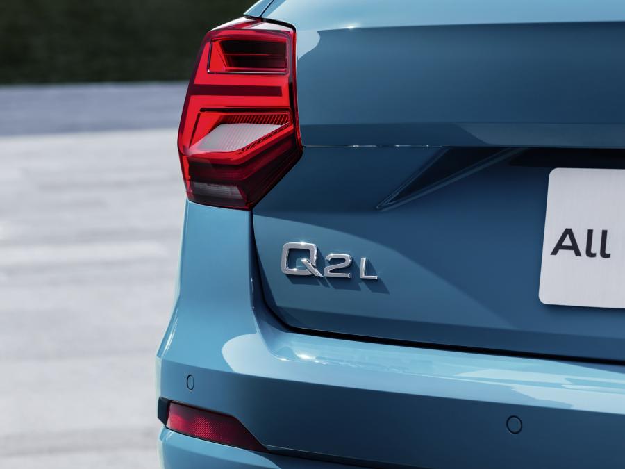Детали экстерьера Audi Q2 L 35 TFSI Quattro 2018 года  (CN) (фото 10 из 40)
